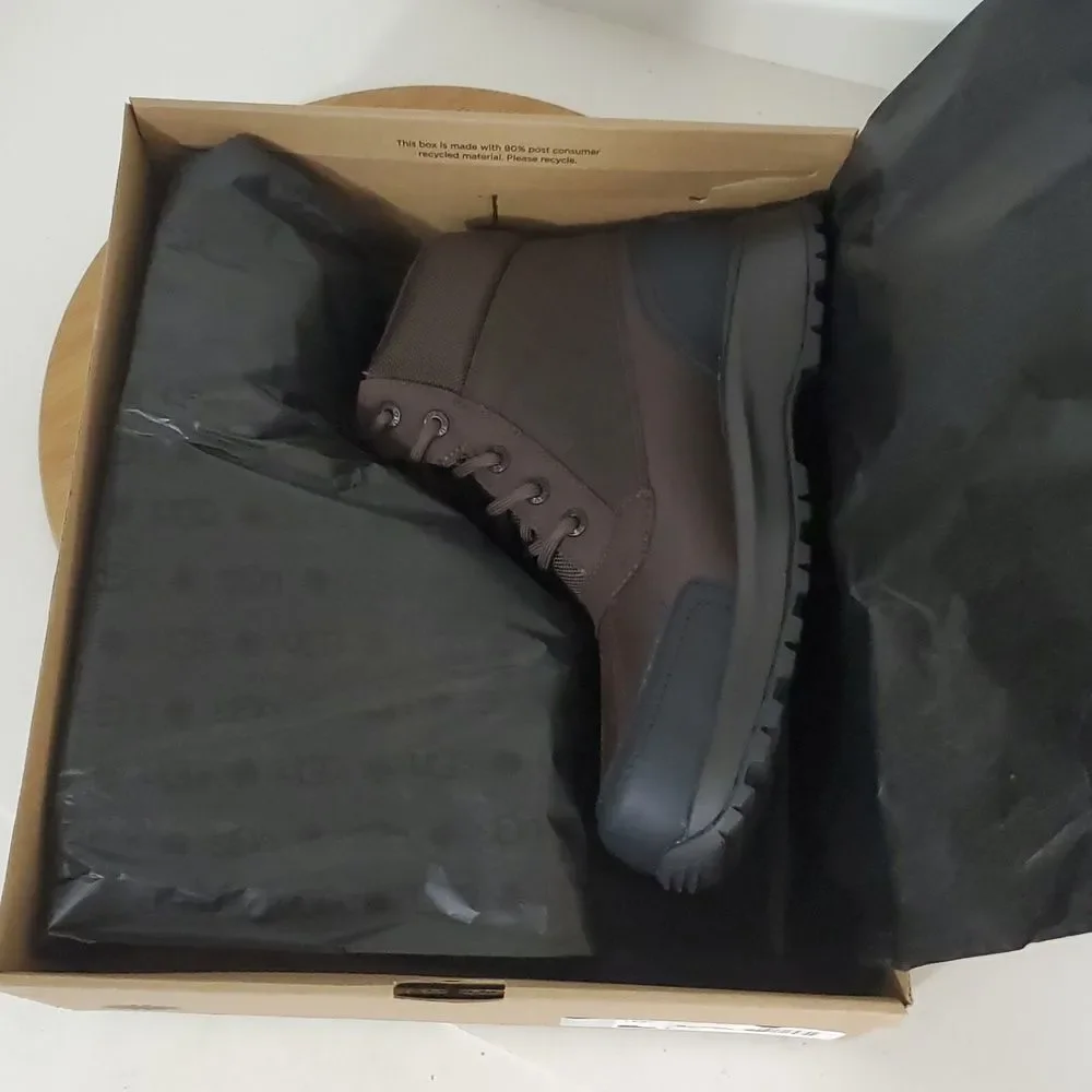 UGG Men's Emmett Waterproof Leather Duck Boot Stout Size 9 NIB